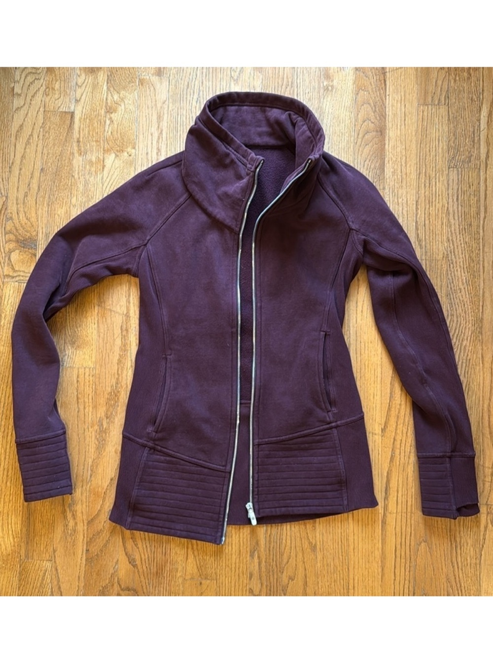 Lululemon Radiant Jacket II in Cassis
